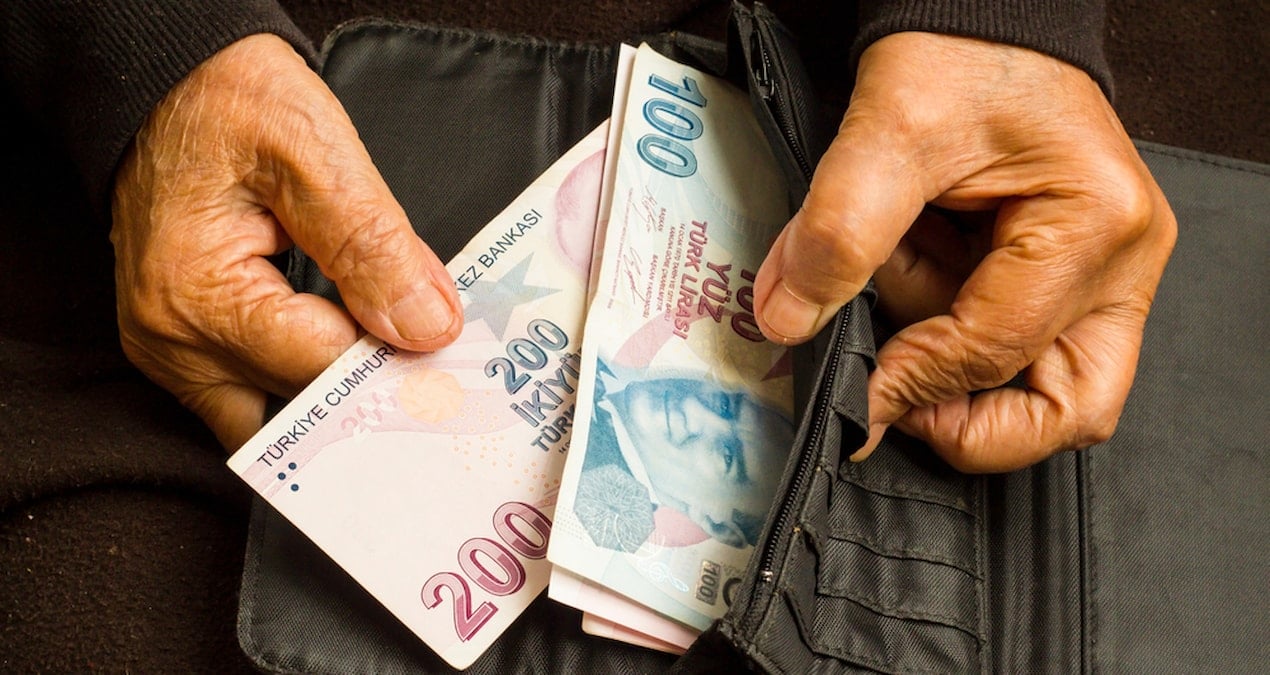 1 milyon tlsini bankaya yatiran ay sonunda sasiriyor kazanci asgari ucretten fazla 2Bpny6PS.jpg