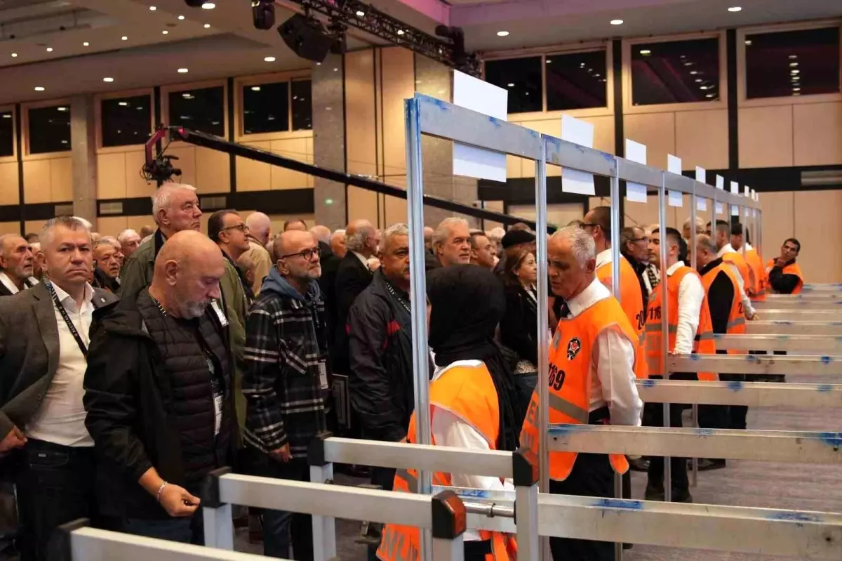 besiktas divan kurulu secimi basladi YIPVItgp.jpg