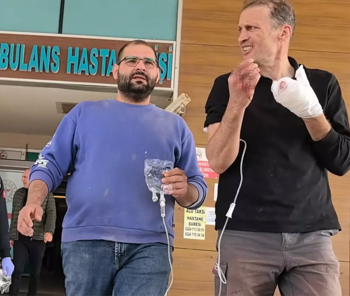 freze makinesine kaptirdigi elinden iki parmak koptu aunjNXGN.jpg