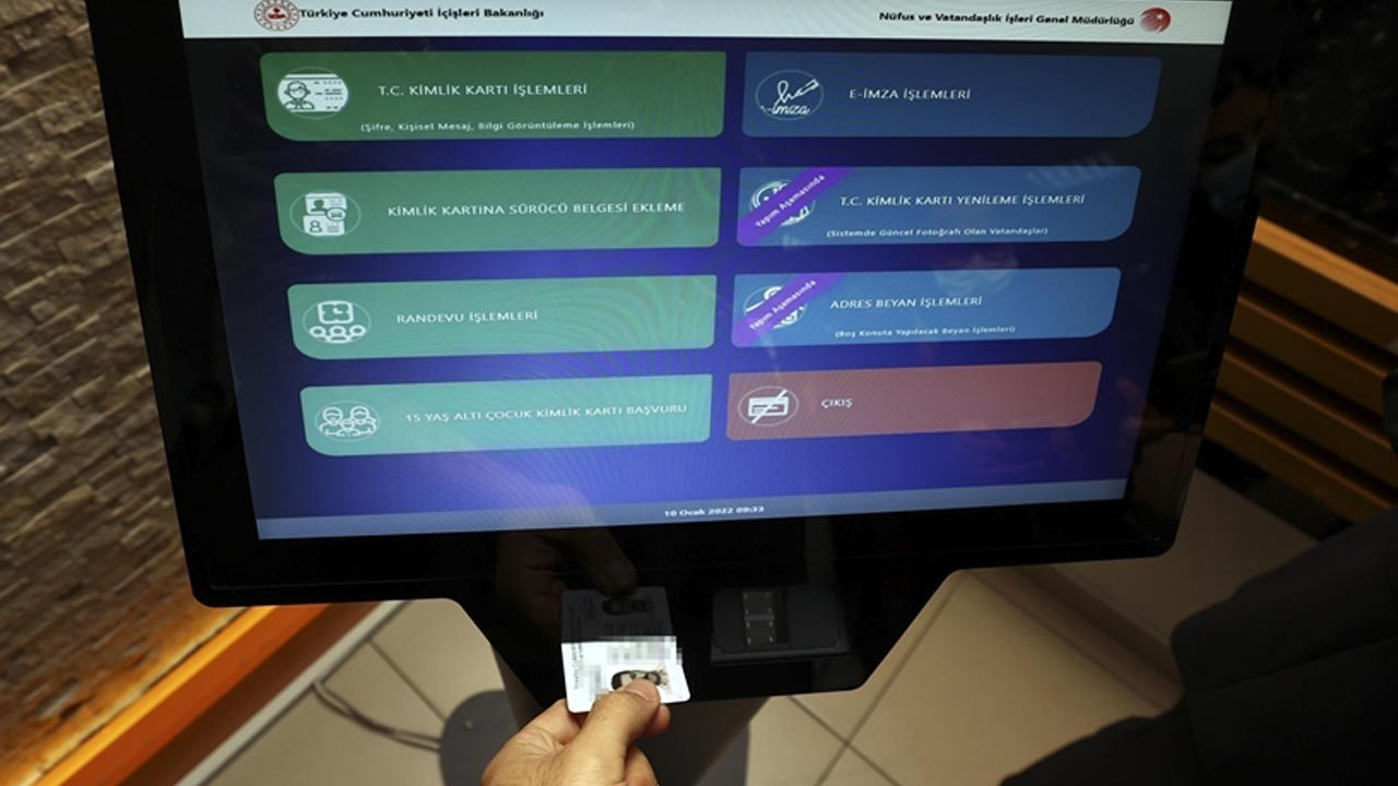 sahte e imza sanigi ziya kadiroglu yeniden tutuklandi sEyDI9i5.jpg