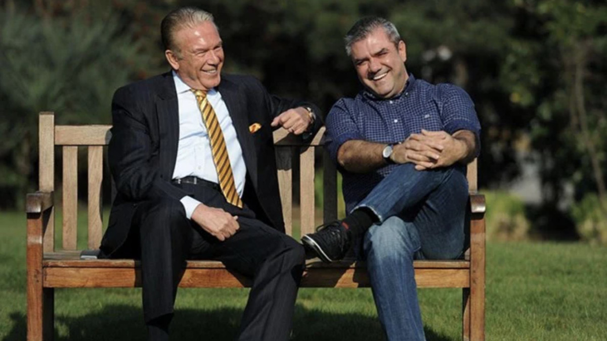 Uğur Dündar, Yılmaz Özdil’in övgü dolu sözlerini paylaştı: Bu işin Zeus’udur o