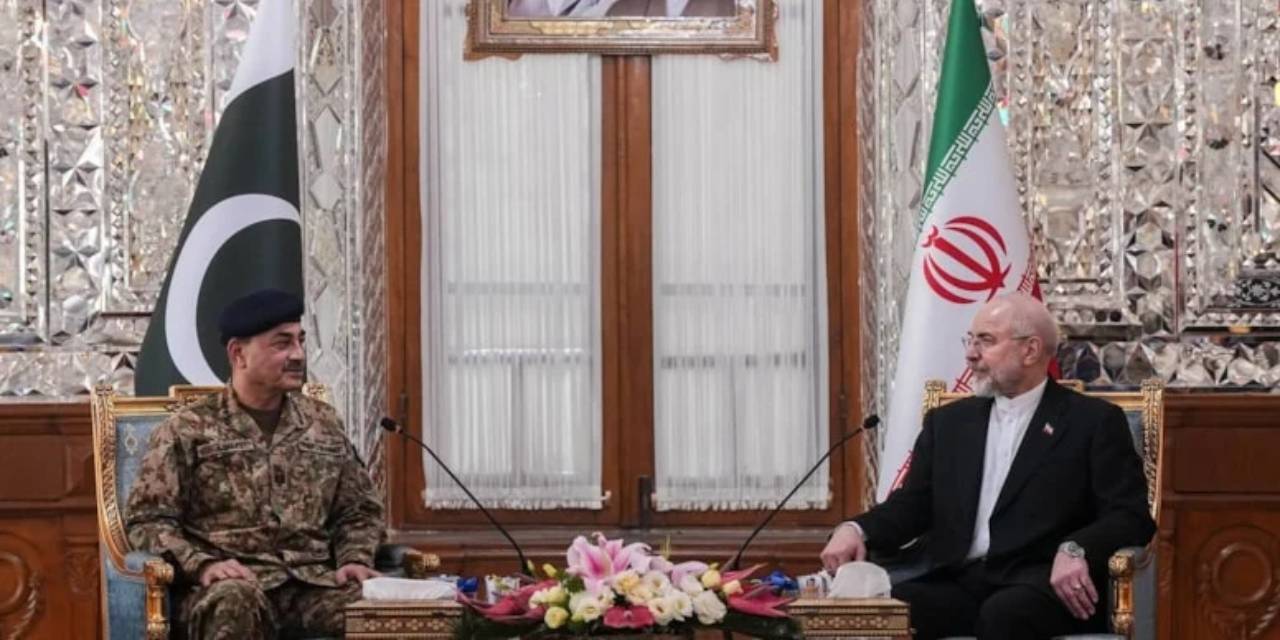 Pakistan’dan İran’a Diplomatik Ziyaret: Yeni Müzakere Süreci Başlatıldı