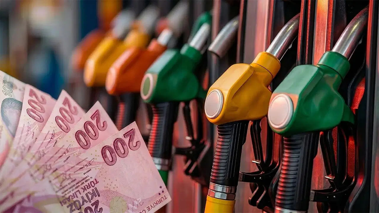 Akaryakitta zam yagmuru durmuyor benzin fiyatlarinda yeni artis yolda wi2qq1Y9